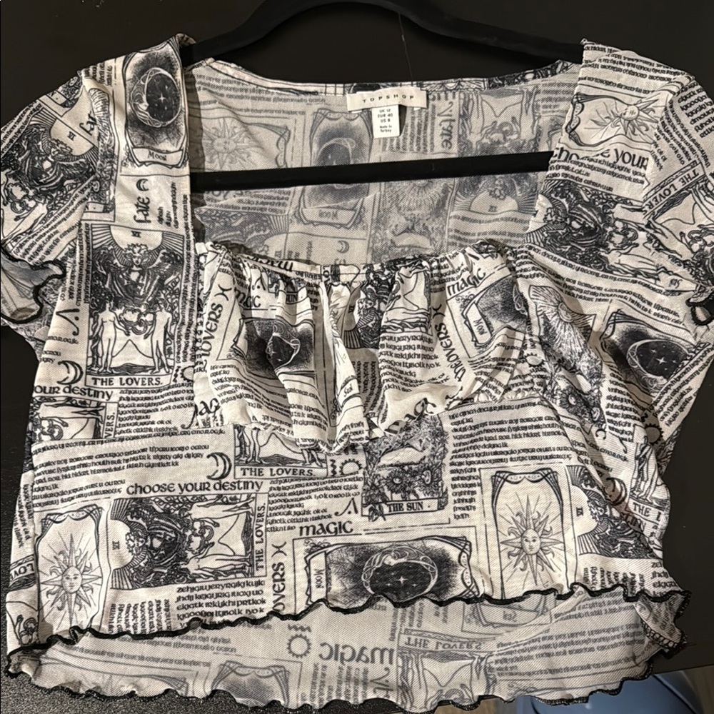Graphic Print Women's Top - Size 8